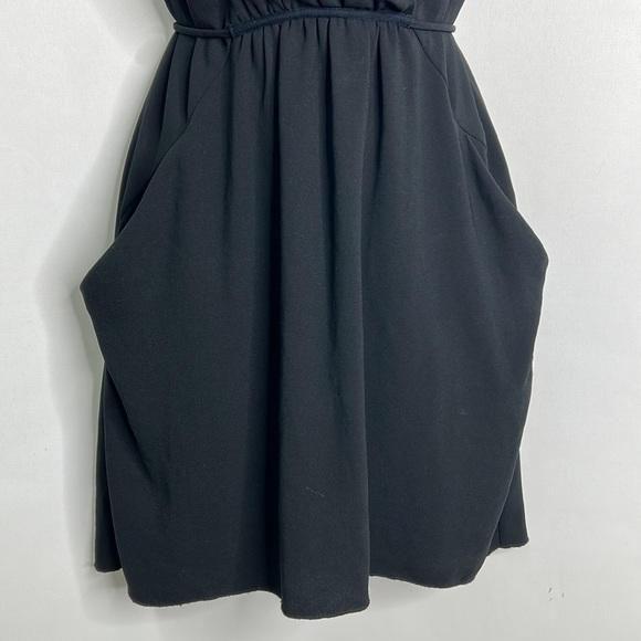 Wilfred Aritzia Sabine pocketed little black dress - Picture 4 of 8